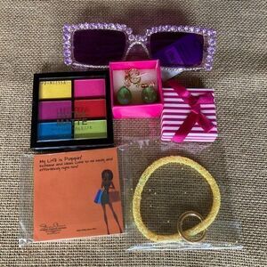 Womens Party‎ Favors Goodie Bag Lot Makeup Sunglasses Earrings Bracelet Pink